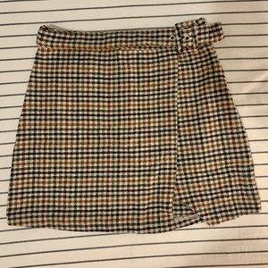 New without tags plaid skirt size S